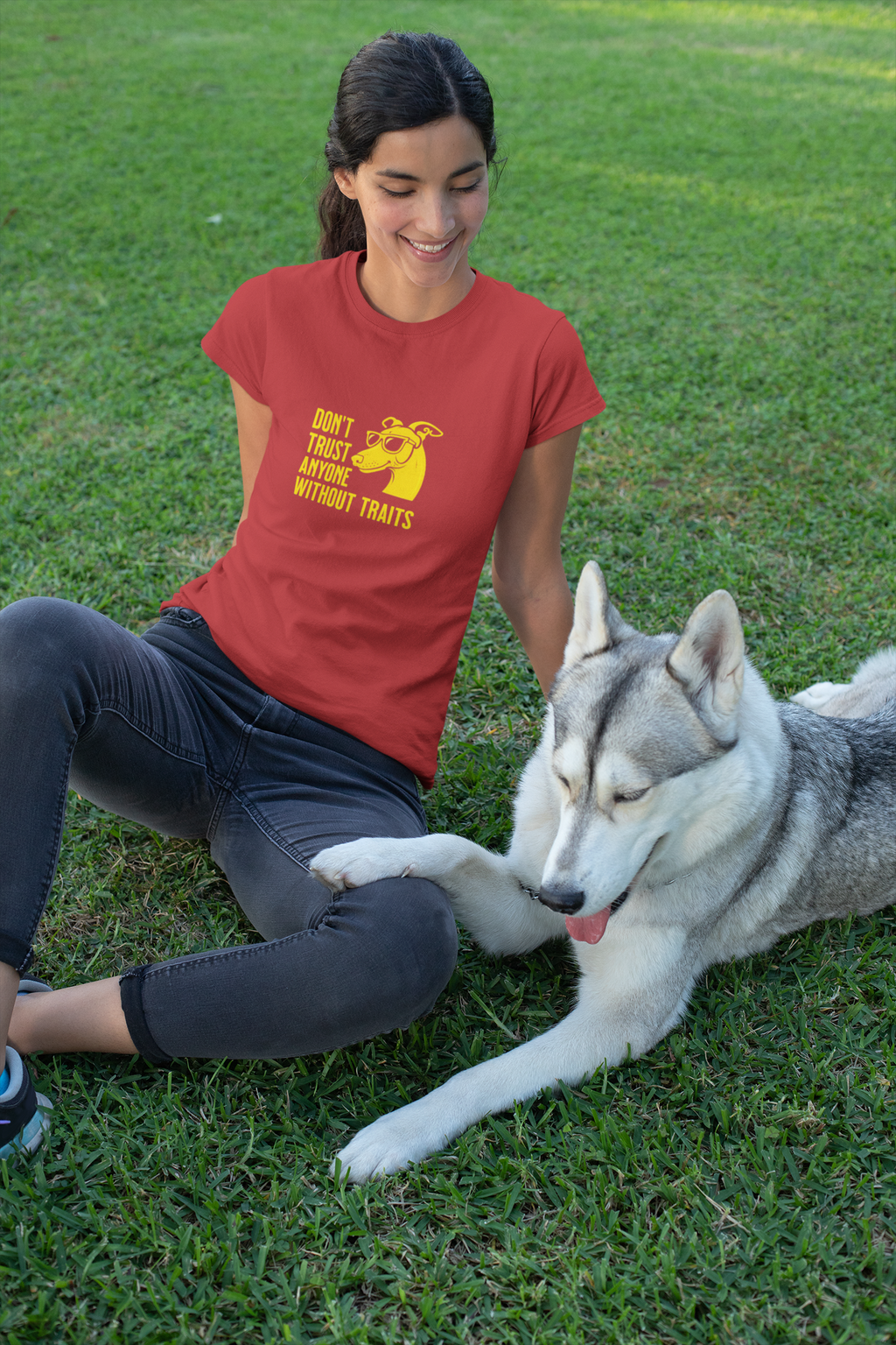 Don’t Trust Anyone Without Traits T-Shirt | Funny Dog Illustration Tee